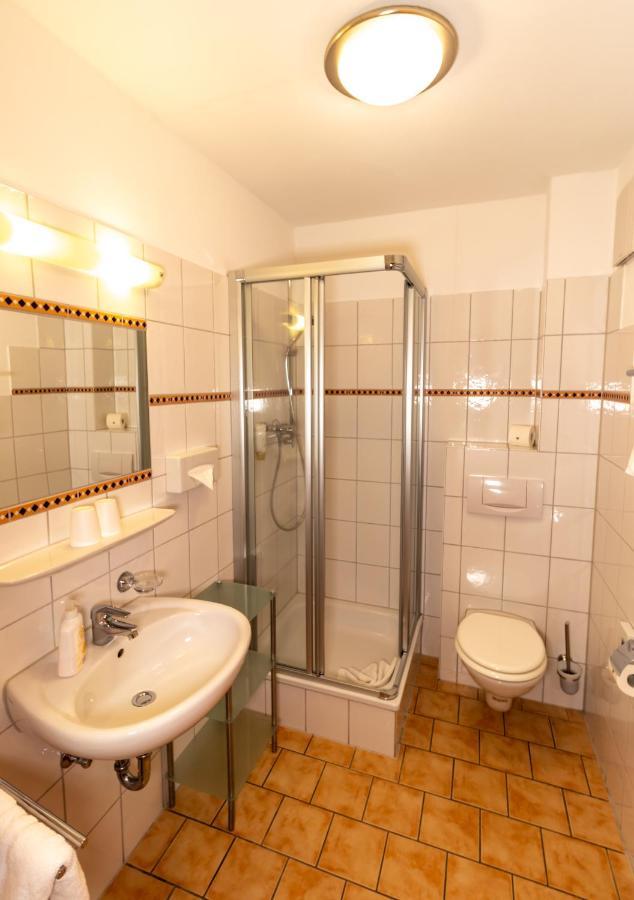 Landhotel Kuehler Grund Grasellenbach Exteriör bild